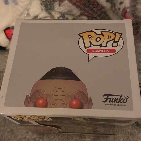 GORO Funko Pop Game Stop Mortal Kombat X NIB - Picture 6 of 7